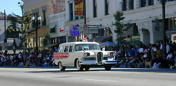 doodah red ambulance: