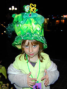 girl and green hat: 