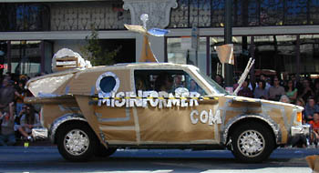 misinformer car: