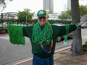 selling beads and balls: 