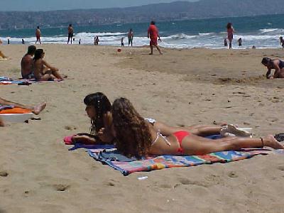 2 babes on the beach: 