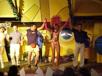 Carlos and Jorge tearing it up on stage!: 
