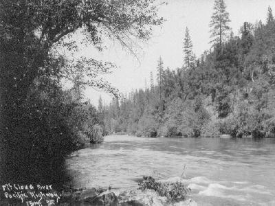 Pacific Hiway McCloud River post card 1920's: 