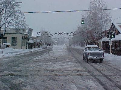 Mt Shasta Town December 1st 2001: 