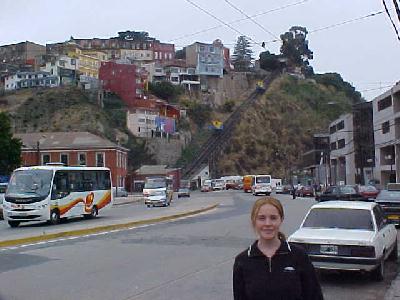 Cable car system in valparaiso and Ana: 