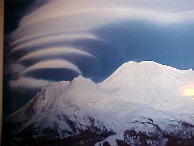 Sunday Cloud Show Kevin Lahey: 