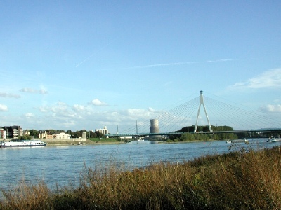 041003rheinbruecke: 